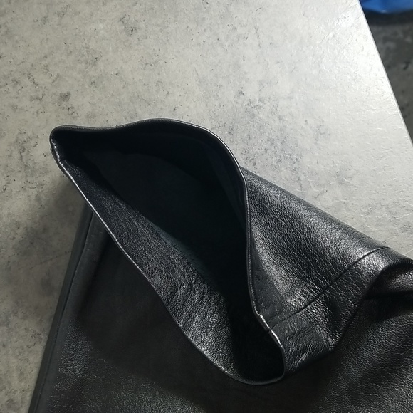 Black genuine leather womens pants size 14 flat front. Partially lined. Sharp - Picture 8 of 15